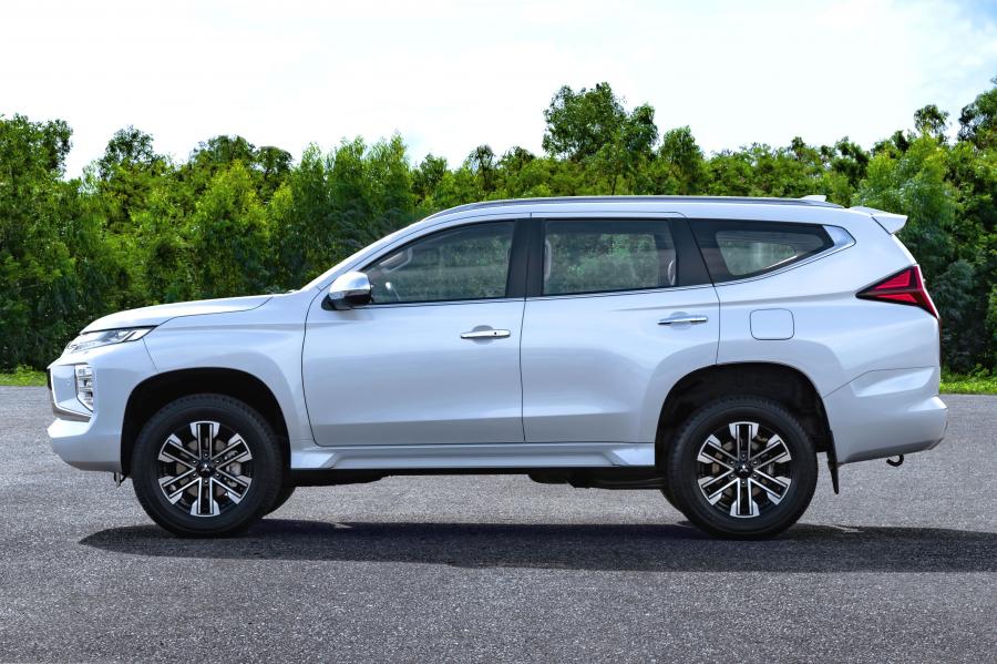  Mitsubishi Pajero Sport 2019 года  (TH) (фото 15 из 40)